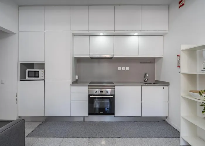 Algarsol 1bdr Near The 아파트